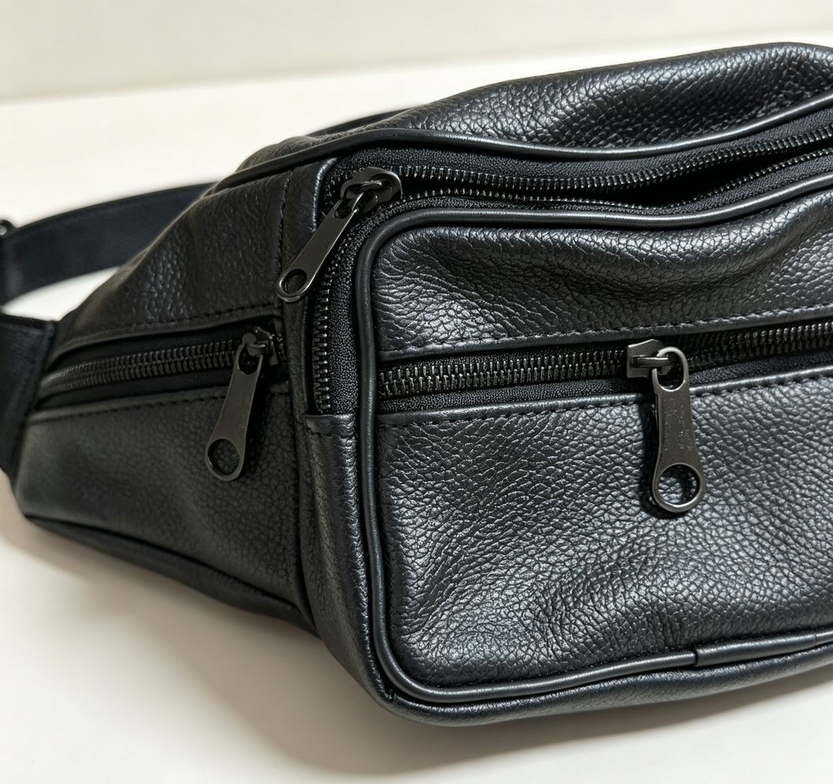 Wear‑Resistant Real Leather Waist Bag Compact Storage Fanny Pack For Outdoor Travel Daily Commute Bulk Stock