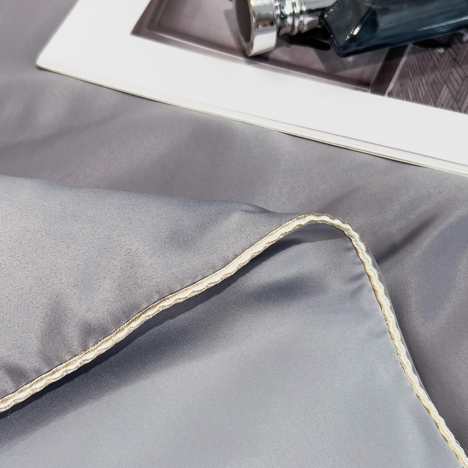 Silky Washed Silk Thin Quilt 3 Piece Bedding Set, 513pcs Solid Cream Air Condition Quilt Kit Clearance